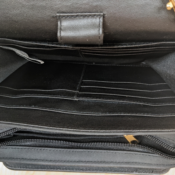 Black, Crossbody Multi-Compartment Small Busy Bag - Picture 6 of 10